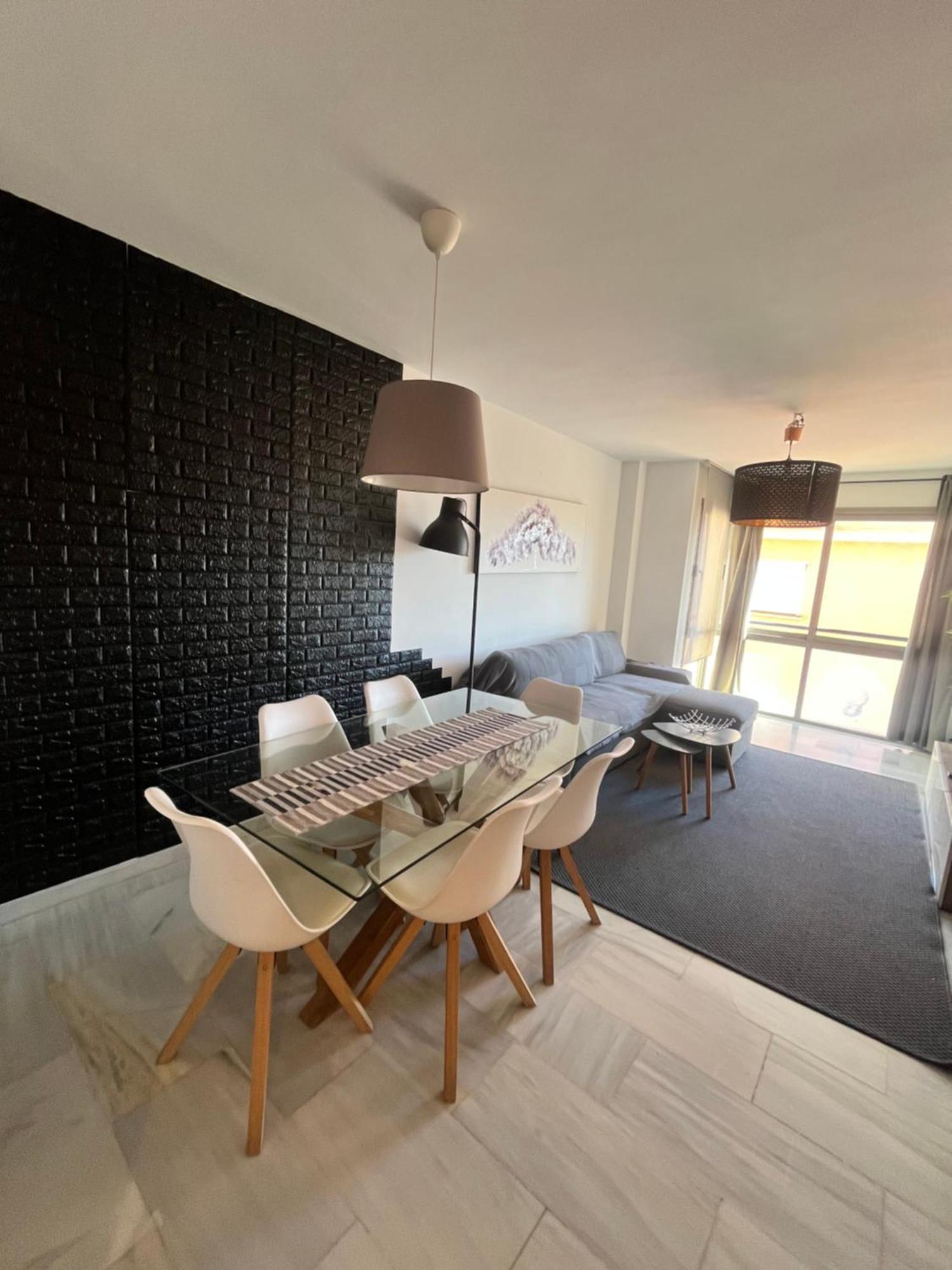 Apartament Deluxe With Parking - Carlos Haya